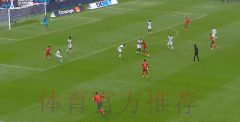 32岁中超旧将闪耀非洲杯 3场3球+2次炸裂倒钩 欧冠曾连破巴萨皇马